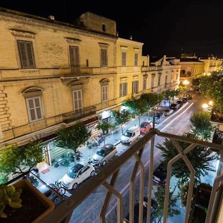 Turenum Apartment Trani Buitenkant foto