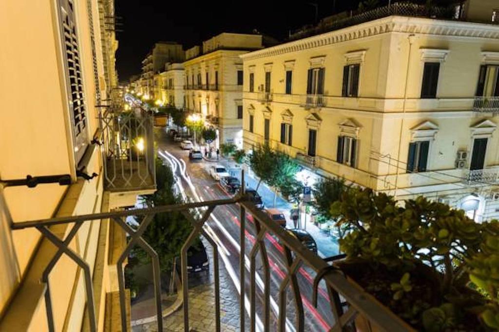 Turenum Apartment Trani Buitenkant foto